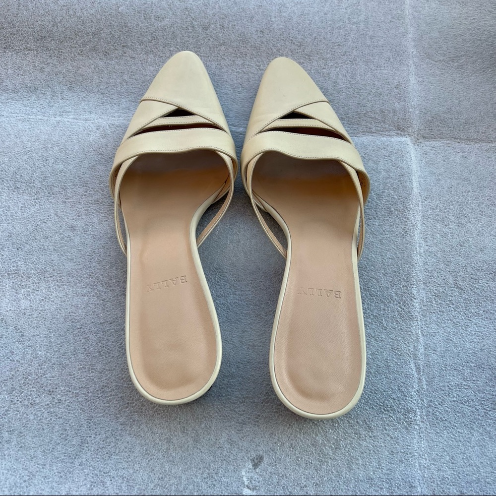 Bally Cream Tan Mules with Pointed Toe